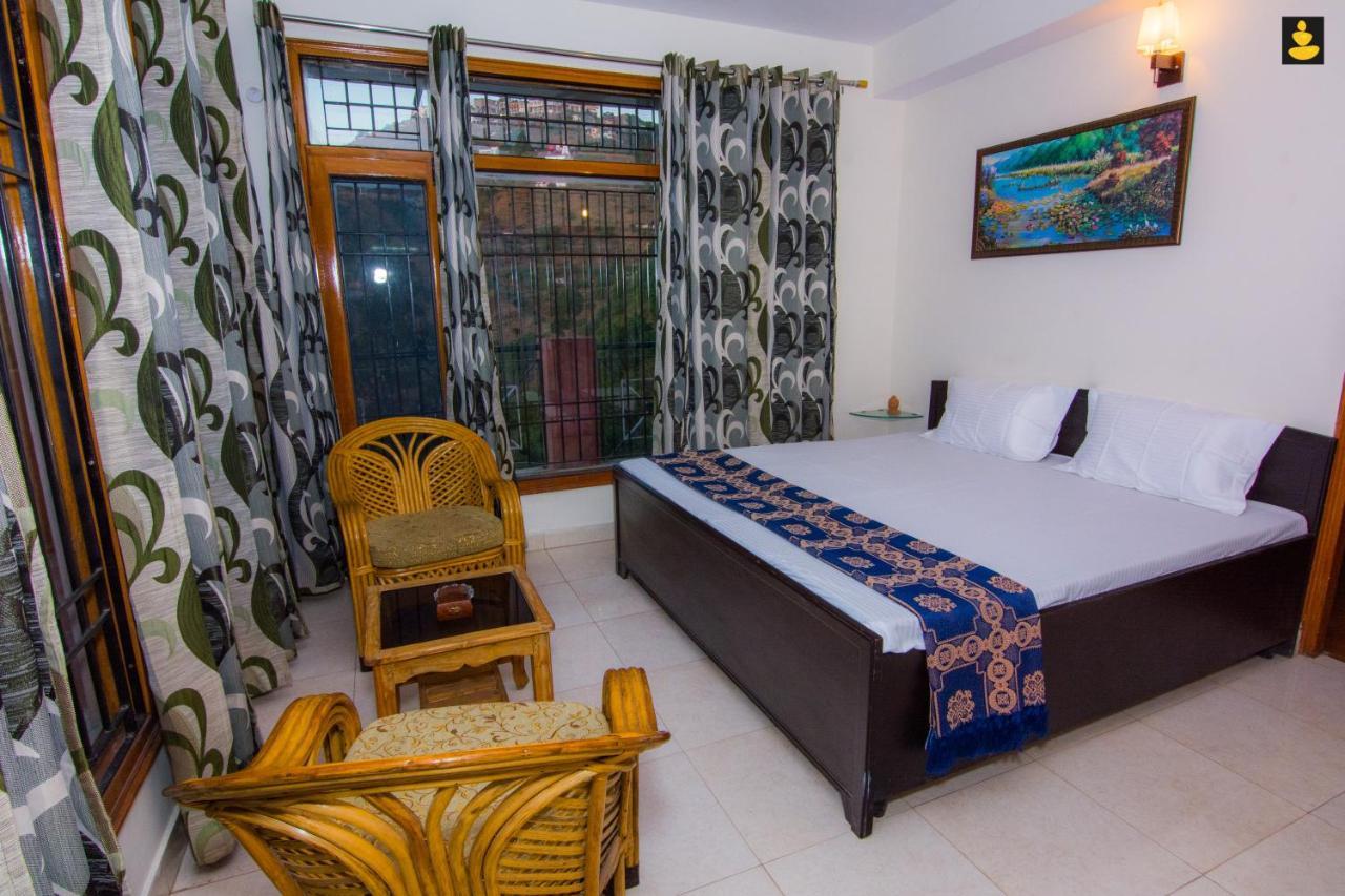 Livingstone 2Bhk Cozy Homestay In Kasauli Hills מראה חיצוני תמונה