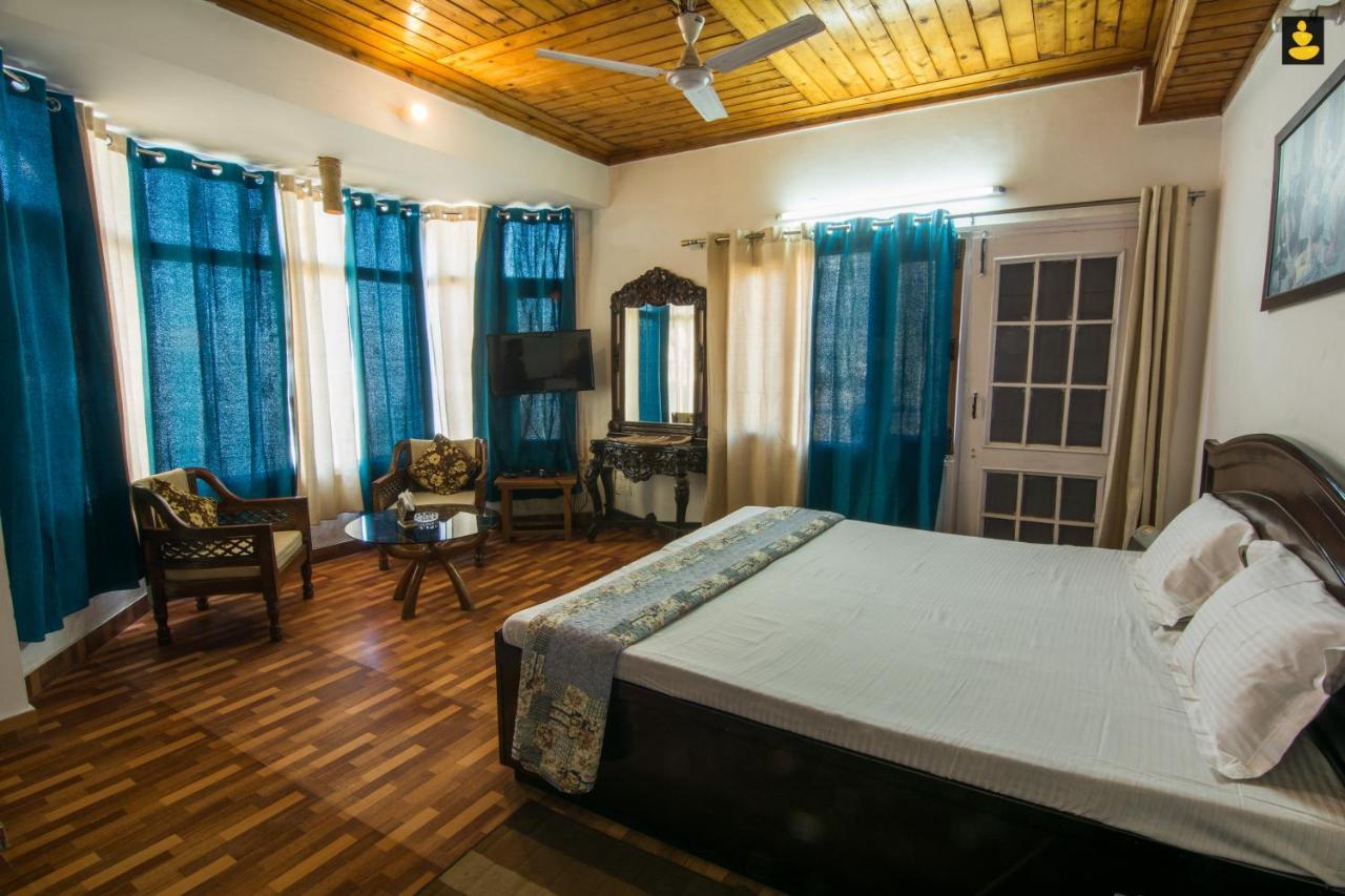 Livingstone 2Bhk Cozy Homestay In Kasauli Hills מראה חיצוני תמונה